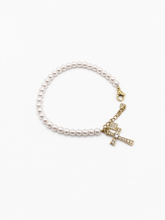 Divine Pearl Bracelet